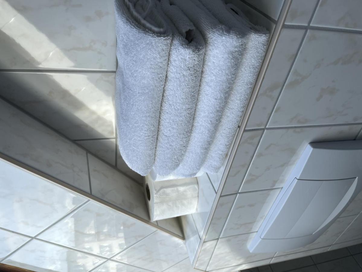 H&H Apartment Im Herzen Von Greifswald Zentral In Der Langen Reihe מראה חיצוני תמונה